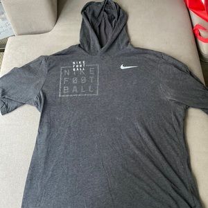 Nike T men’s xl shirt sleeve hoodie